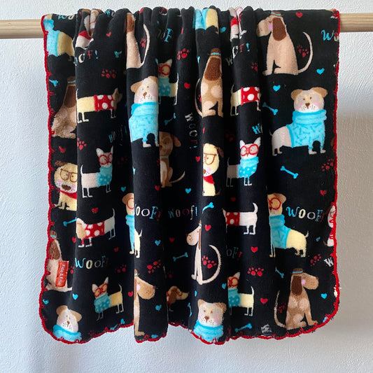 SOFT & COZY POLAR FLEECE BLANKET